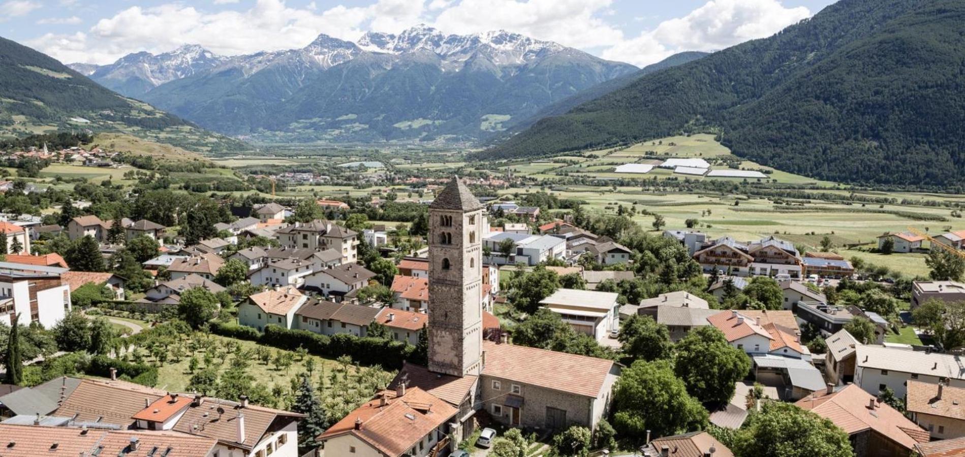 Hotel Tyrol Malles Venosta Exterior photo